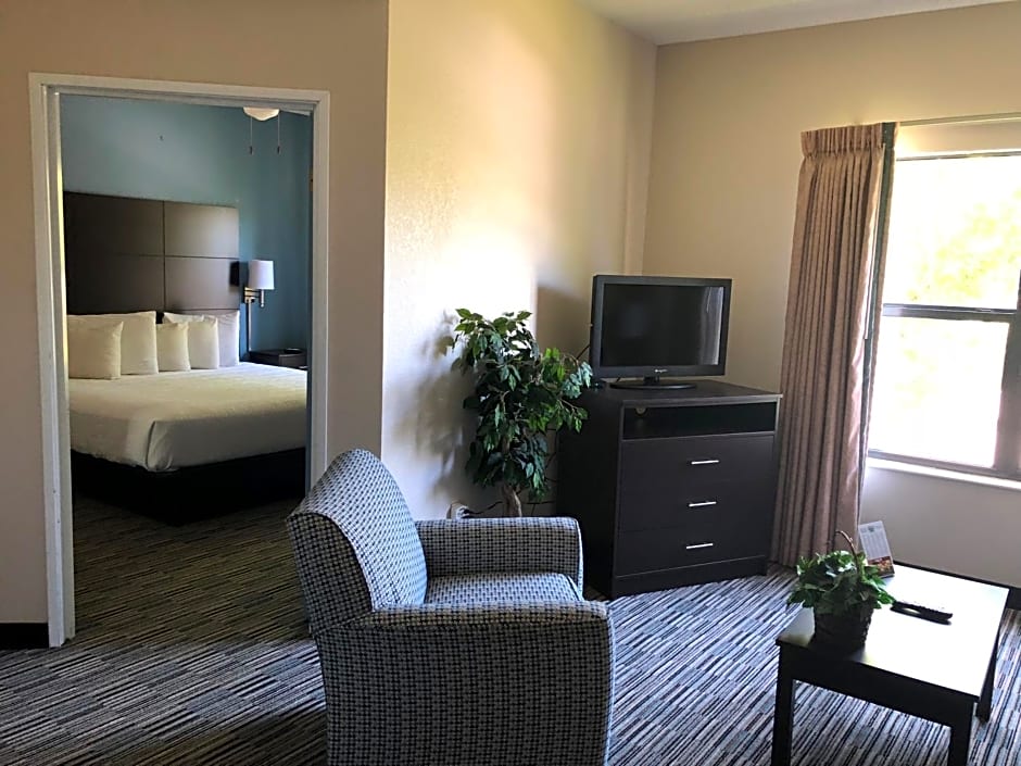 All Season Suites