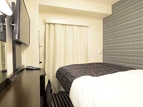 Double Room with Small Double Bed - Non-Smoking