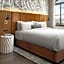Burton House, Beverly Hills, A Tribute Portfolio Hotel