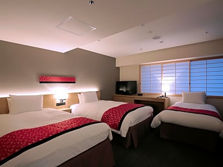 Deluxe Two Beds