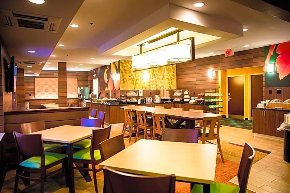 Fairfield Inn & Suites by Marriott Fredericksburg