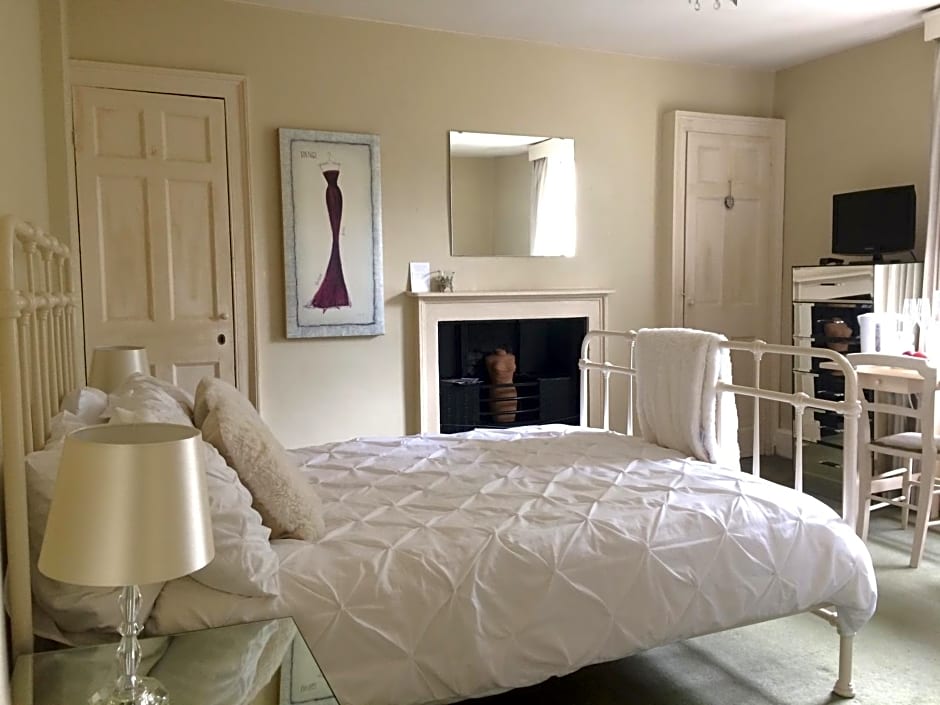 No 4 Ainslie's Belvedere B&B