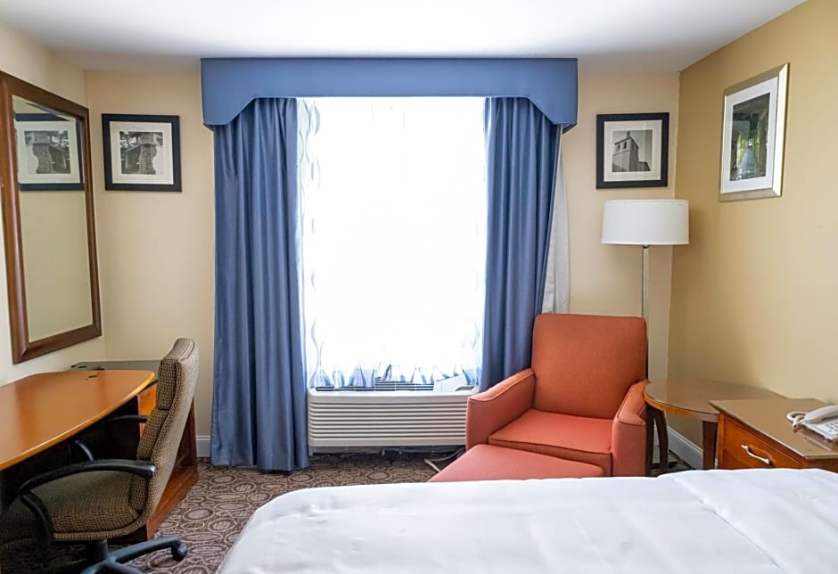 Days Inn by Wyndham College Park Atlanta Airport South