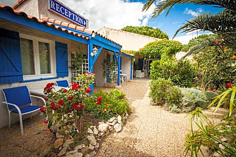 Hotel Des 4 Vents "Esprit Camargue" Parking Privé securisé