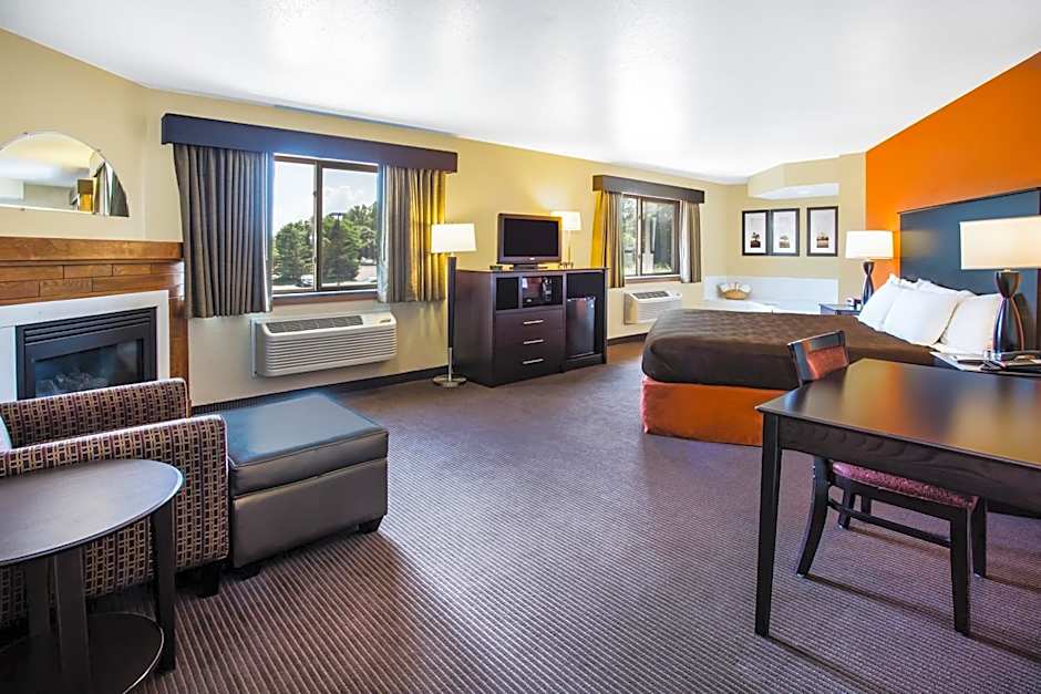 AmericInn by Wyndham Menomonie