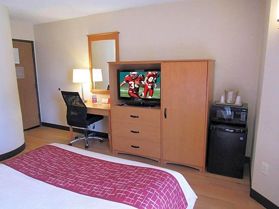 Red Roof Inn Fargo - I-94/Medical Center