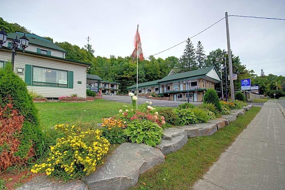 Knights Inn - Huntsville, ON