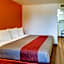 Motel 6-Lenexa, KS - Kansas City Southwest