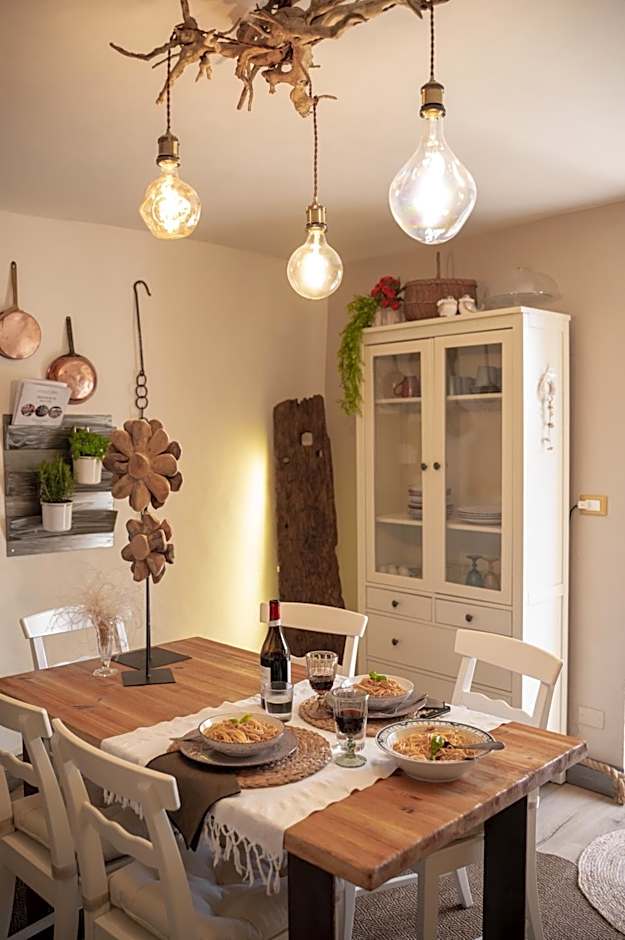 Baita Naturas con piscina idromassaggio calda, privata e gratuita