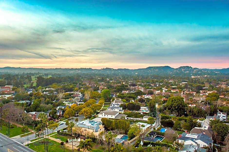 Waldorf Astoria By Hilton Beverly Hills