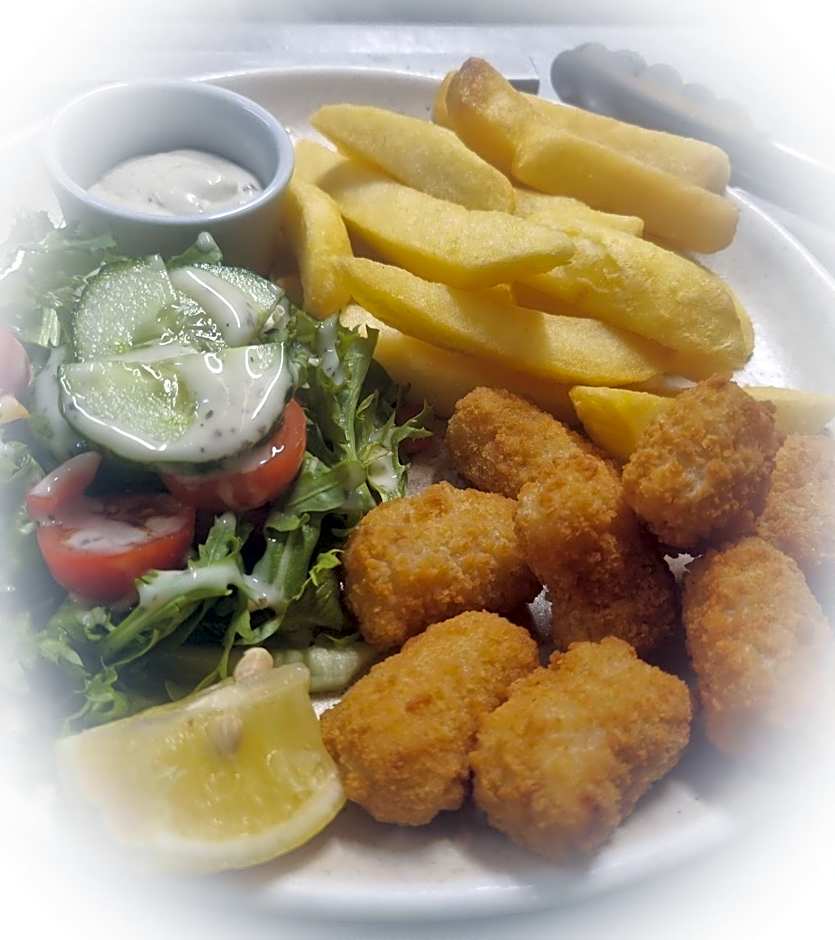 The Red Lyon Slinfold