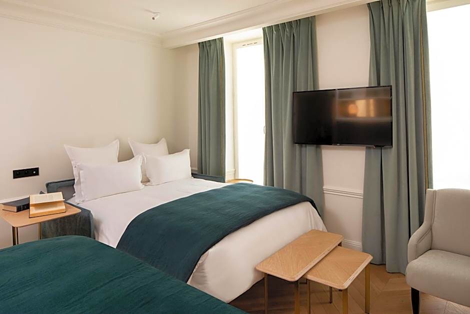 Hotel Louvre Montana