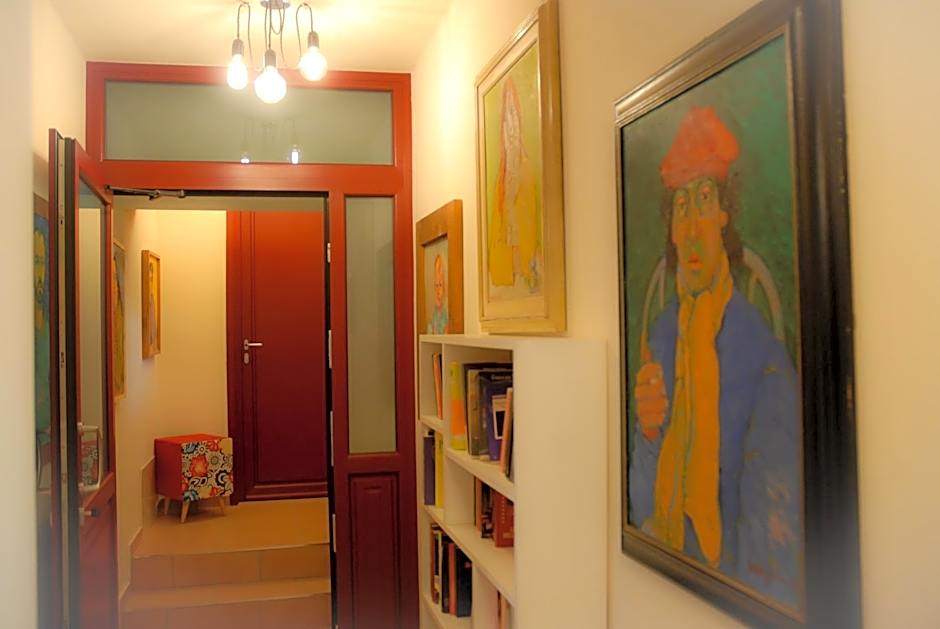 Art Gallery Rooms