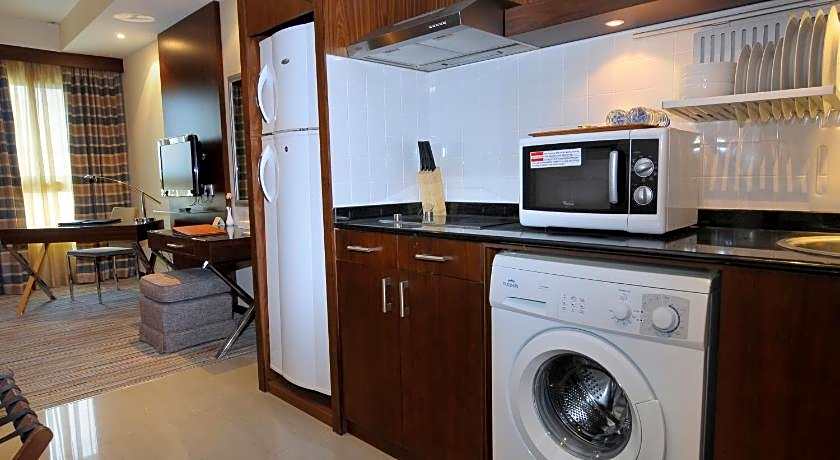 Phoenix Plaza Hotel Apartments