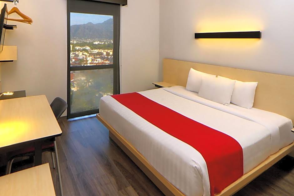 City Express Plus by Marriott Puerto Vallarta