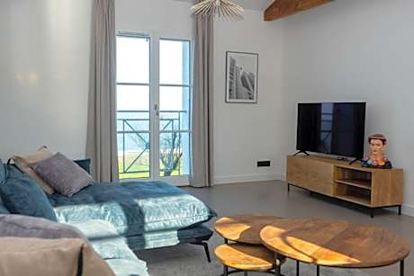 Appartement neuf vue mer au coeur de la Flotte