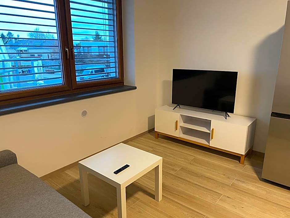 The Dante Villa Apartments