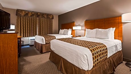 2 Queen Mobility Accessible Bathtub Microwave Fridge Wi-Fi Non-Smoking Full Breakfast