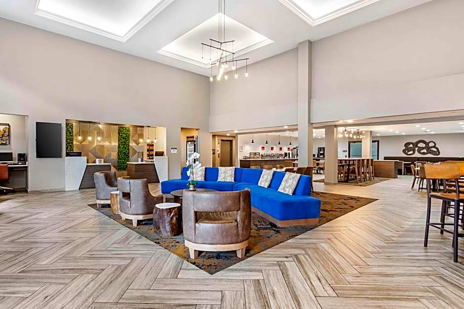 Best Western Plus Bourbonnais Hotel & Suites