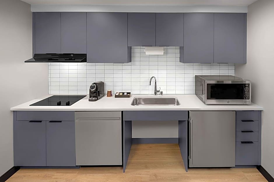 Homewood Suites by Hilton Grand Prairie at EpicCentral