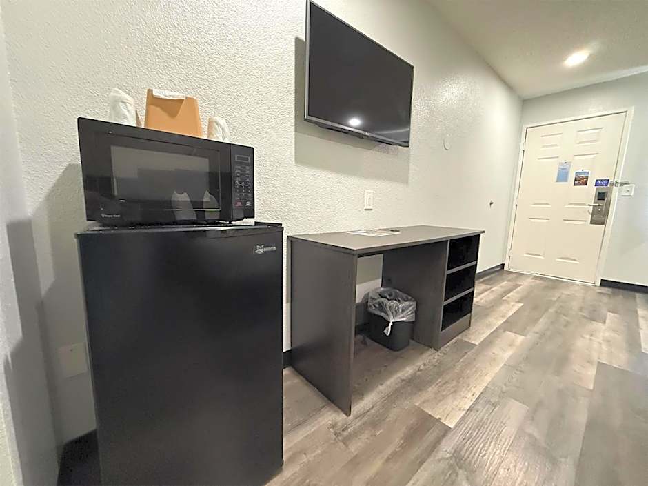 Motel 6-Tacoma, WA - South