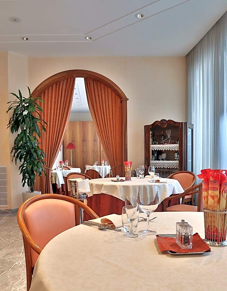 Best Western Hotel Globus City
