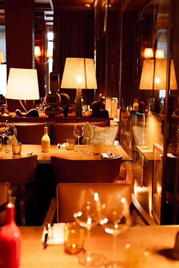 Brach Madrid - Evok Collection