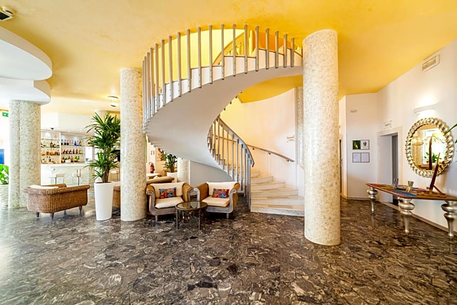American Hotel