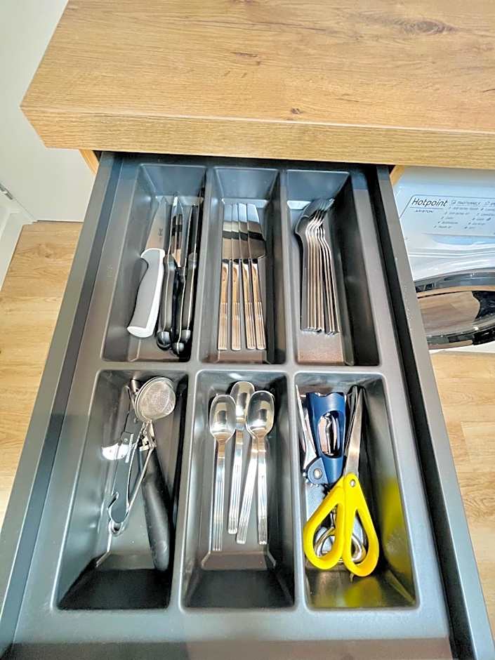 LE QUAI 6 - Studio neuf CALME LUMINEUX - CLIM - WiFi - Gare à 200m