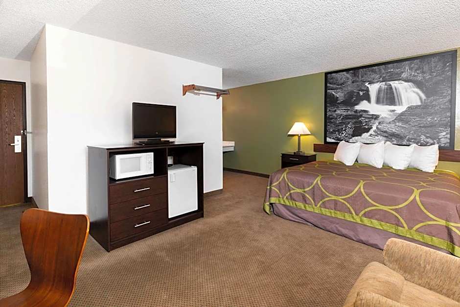 Super 8 by Wyndham Missoula/Brooks Street