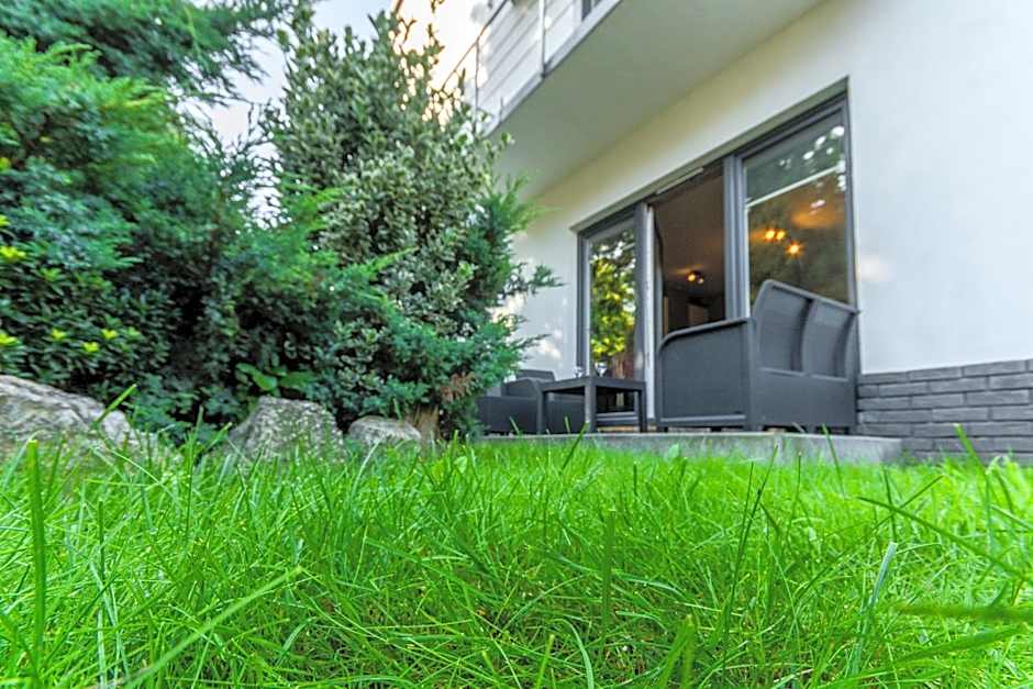 Apartamenty Katowice by Lantier - Swimming Pool Zone