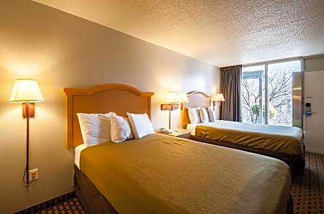 Double Room with Two Double Beds - Non-Smoking