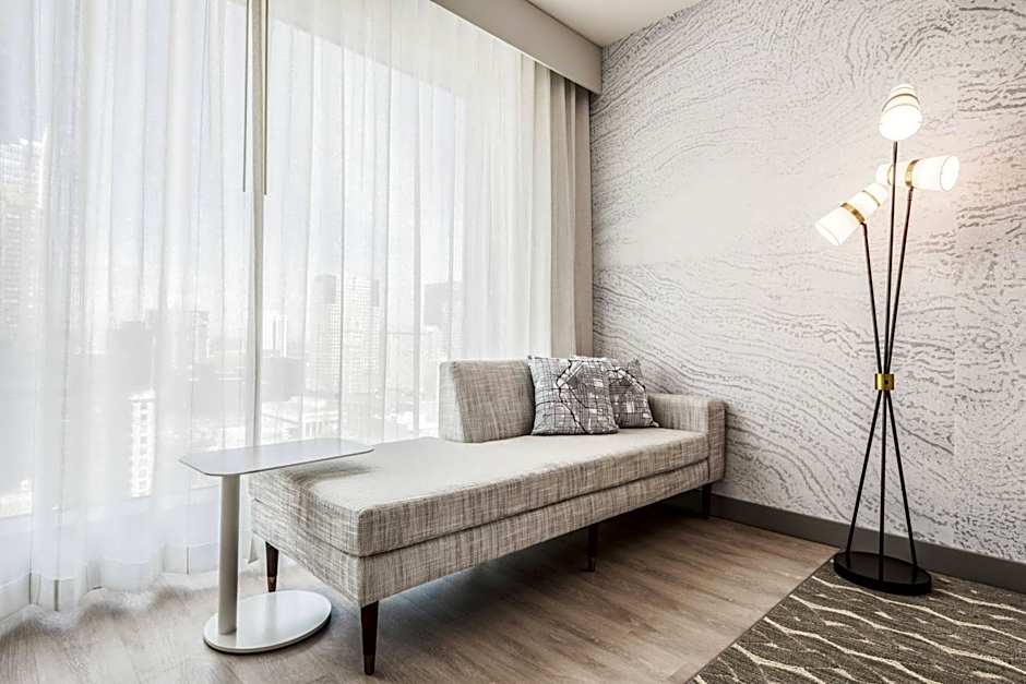 Le Meridien Denver Downtown