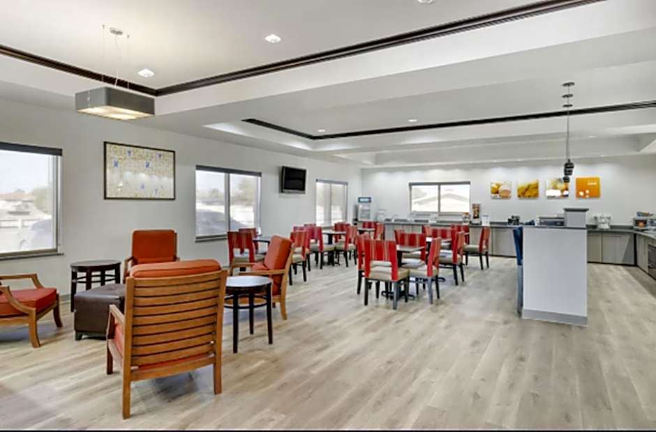 Comfort Suites Pecos