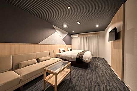Twin Room with Extra Bed