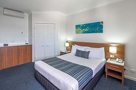 Deluxe Double Room (Adults Only)