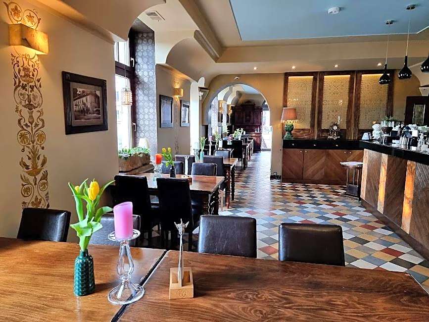 Hotel Ester