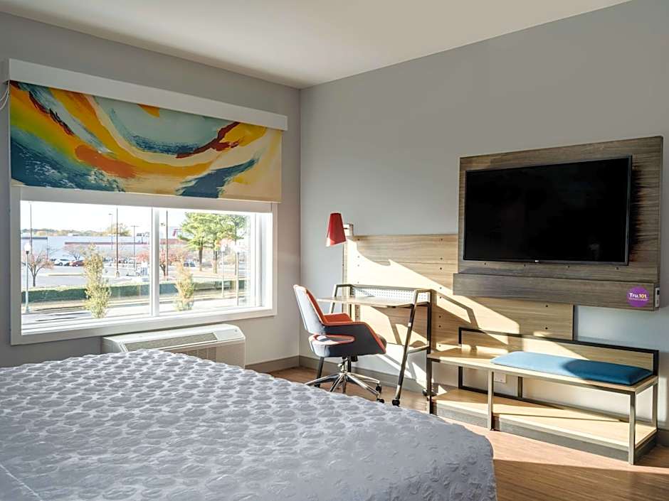 Tru By Hilton Chesapeake- Greenbrier
