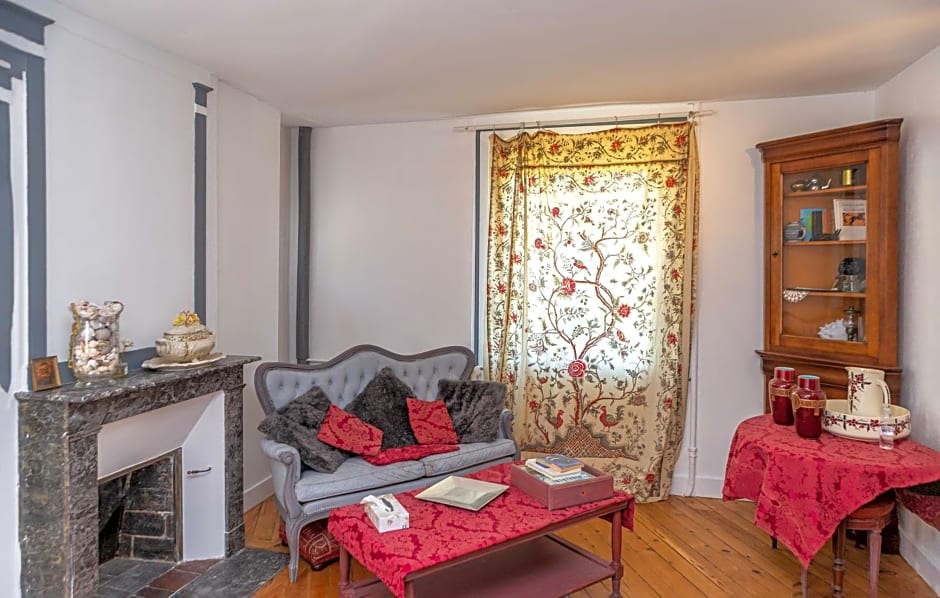 Chambre d'Hôtes Les Jardins de Marie, SCI Charles III