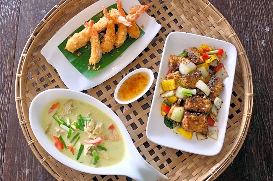 Krabi Royal Hotel (SHA Extra Plus)