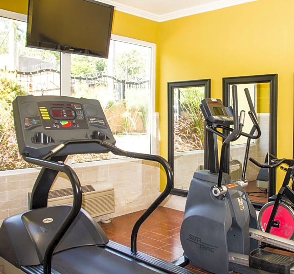 Beverly Hills: Hotel & Business