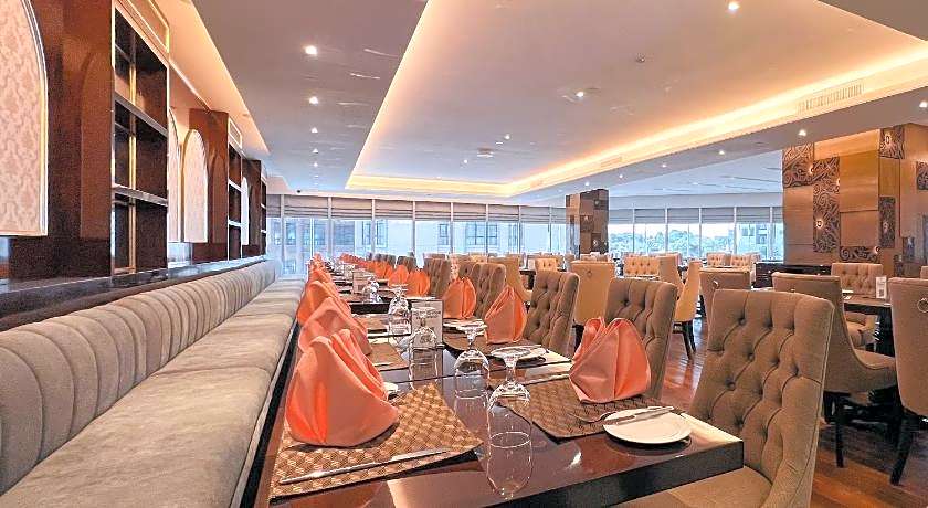 Puteri Wing - Riverside Majestic Hotel