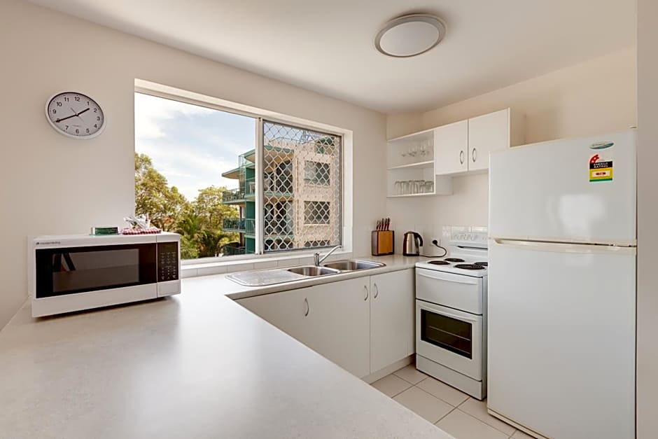 Bayviews and Harbourview Holiday Apartments