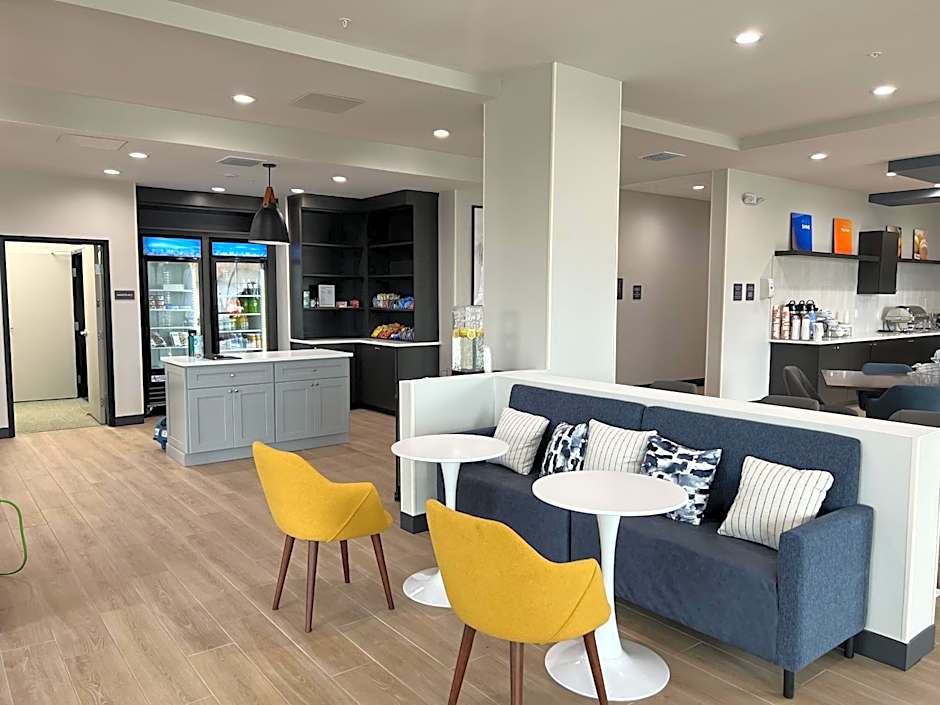 Comfort Inn & Suites New Port Richey Downtown District