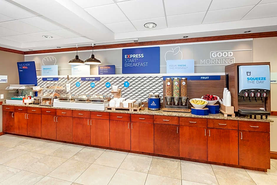 Holiday Inn Express Hotel & Suites Hampton South-Seabrook By IHG