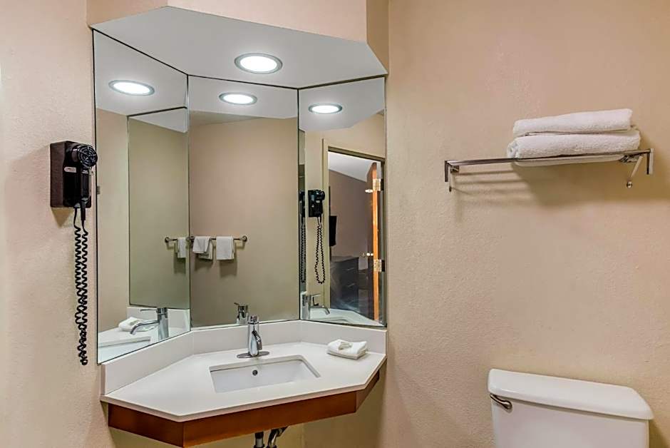 Red Roof Inn Nashville - Music City