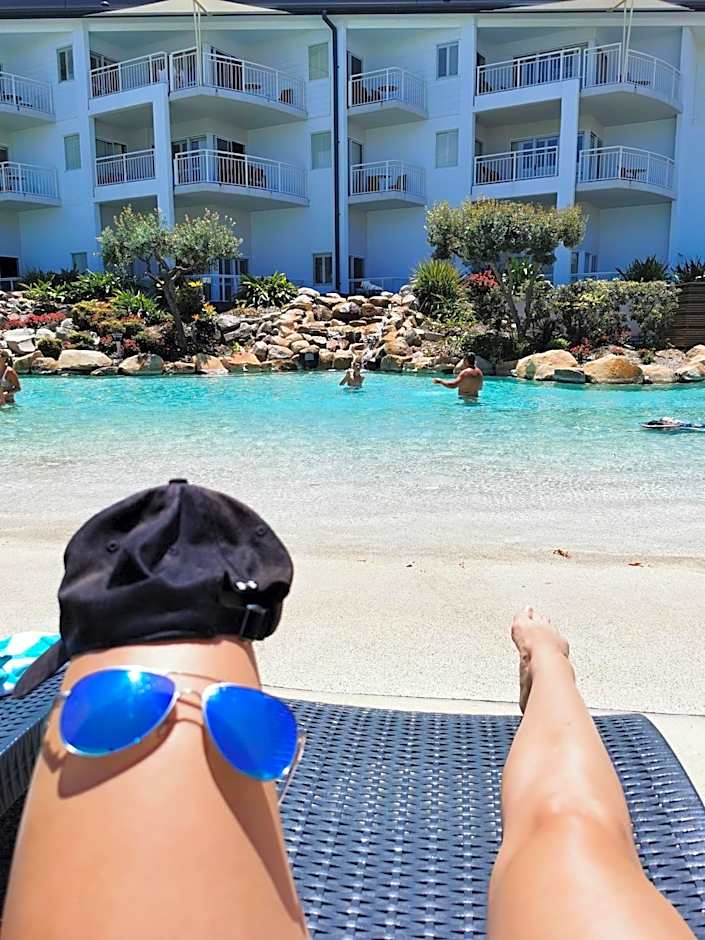 Salt - 2brm apartment with Spa bath and Ocean Views