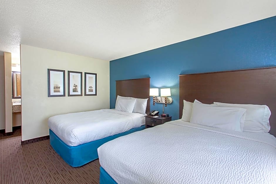AmericInn by Wyndham Mankato Event Center near MSU
