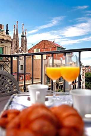 Apartment (4 people) (2 Twin Beds, 1 Double Bed and 2 Twin Sofa Beds)