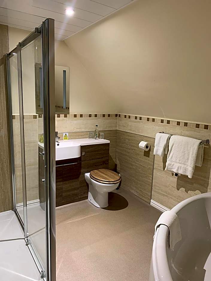 The Powfoot Hotel, Annan